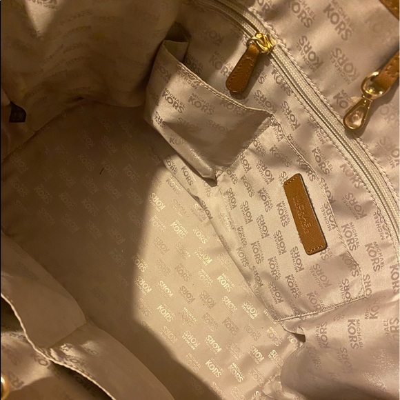 Michael Kors bag—like new! - Picture 2 of 2